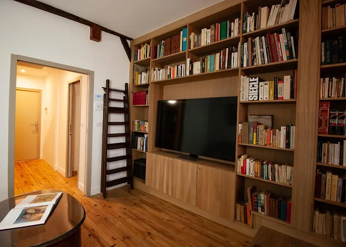 Exceptionnel Climatise Avec Vue Splendide Appartement